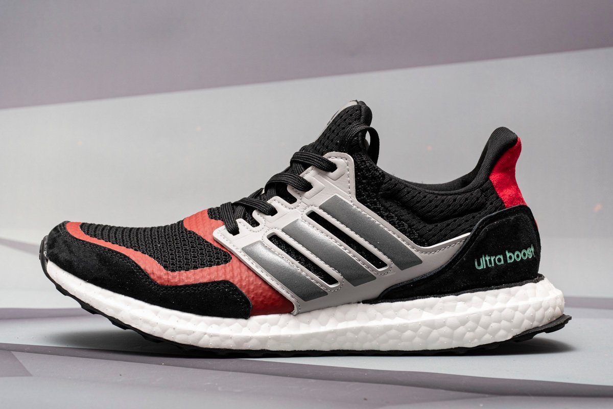 adidas Ultra Boost S&L Black Grey Power Red