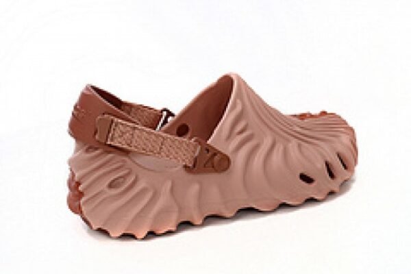 207393-6RL Saleke Bembury x Crocs Pollex Clog Pink - Image 6