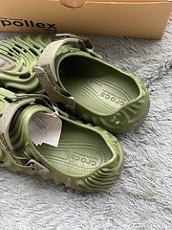 207393-309 Saleke Bembury x Crocs Pollex Clog Cucumber - Image 21