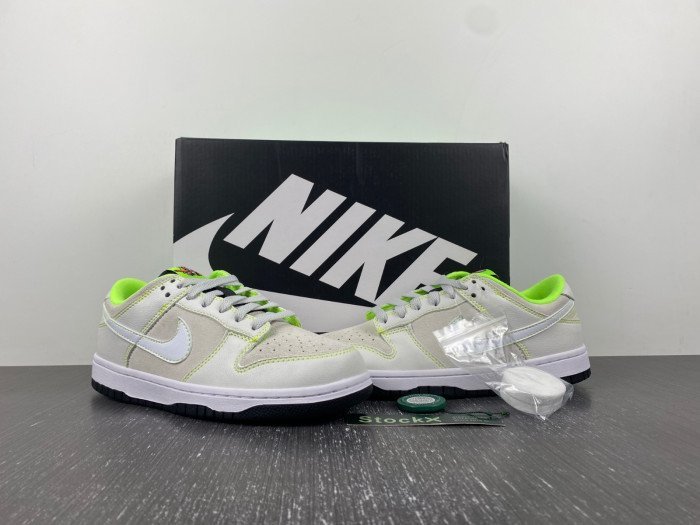 Nike Dunk Low University of Oregon PE (2023)FQ7260-001 - Image 4