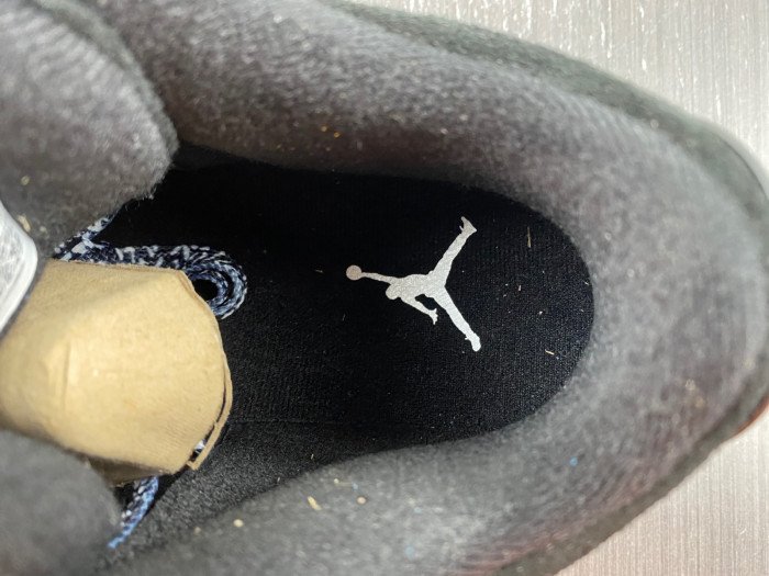 Air Jordan CK9246-168 - Image 11