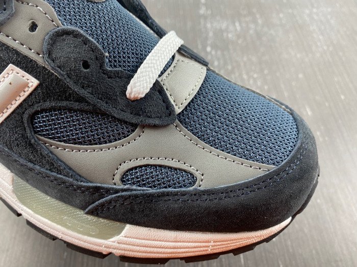 NEW BALANCE 992 NAVY GREY M992GG - Image 8