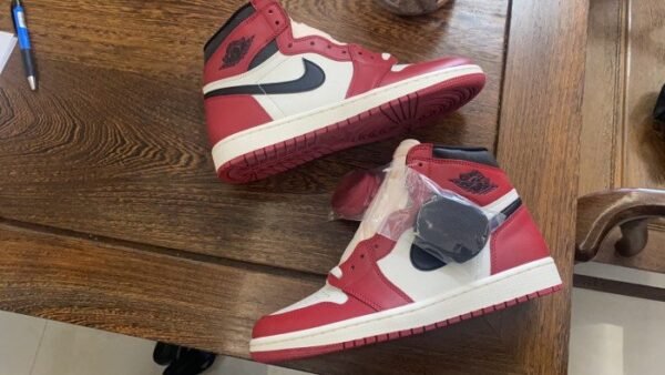 Air Jordan 1 High OG ?Chicago Reimagined? DZ5485-612 - Image 5