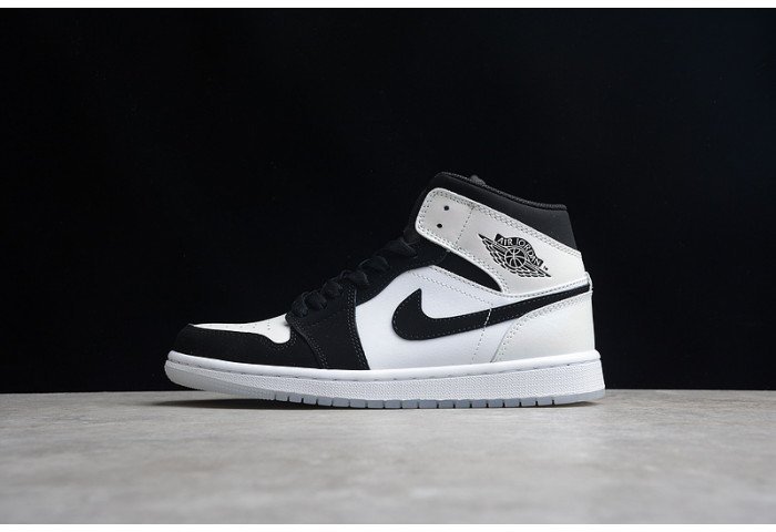 Air Jordan 1 Mid White Black Diamond DH6933-100 - Image 3
