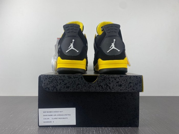 Air Jordan 4 Thunder 2023 - Image 6
