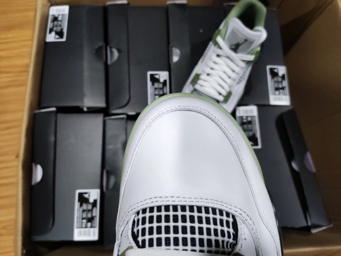 Air Jordan 4 WMNS ?Oil Green? AQ9129-103 - Image 8