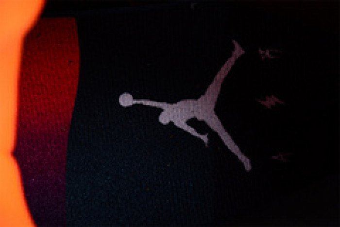 Air Jordan FN0344-001 - Image 9