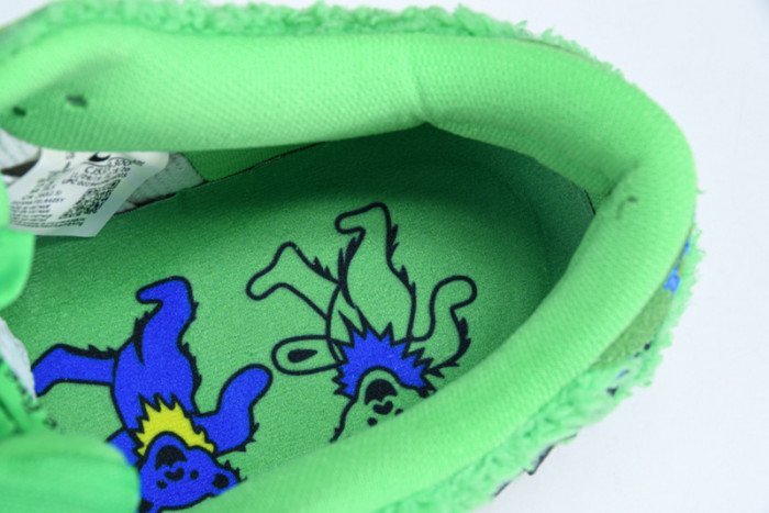 Grateful Dead x Nike SB Dunk Low ?Green Bear? CJ5378-300 - Image 10