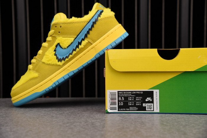 Grateful Dead x Nike SB Dunk Low Yellow Bear CJ5378-700 - Image 5