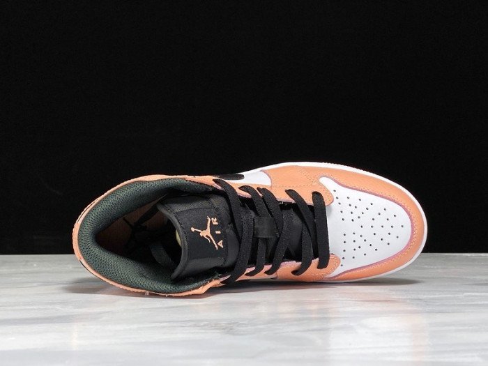 Jordan 1 Mid Pink Quartz (GS) 555112-603 - Image 3