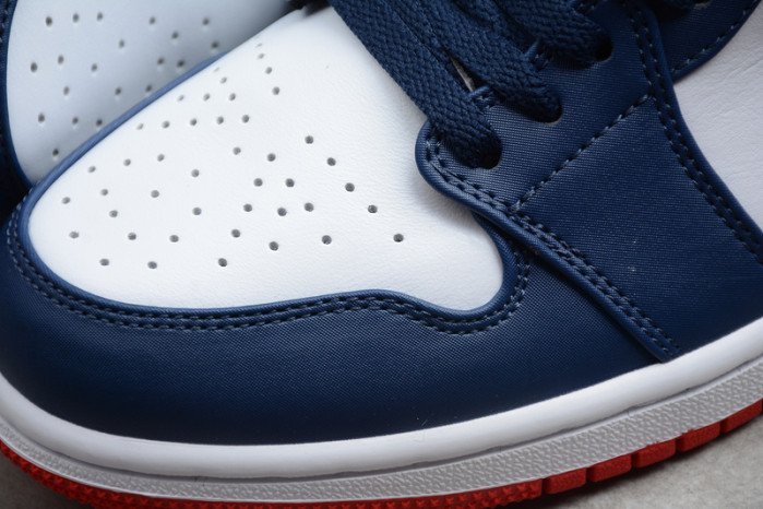 Jordan 1 Mid SE USA 852542-104 - Image 9