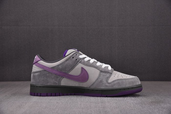 Nike Dunk SB Low Purple Pigeon 304292-051 - Image 2