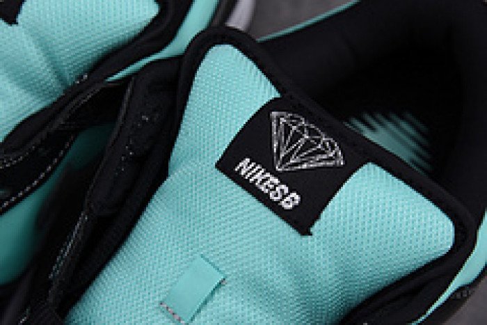 Nike SB x Diamond Dunk Hi Tiffany 304292-402 - Image 15