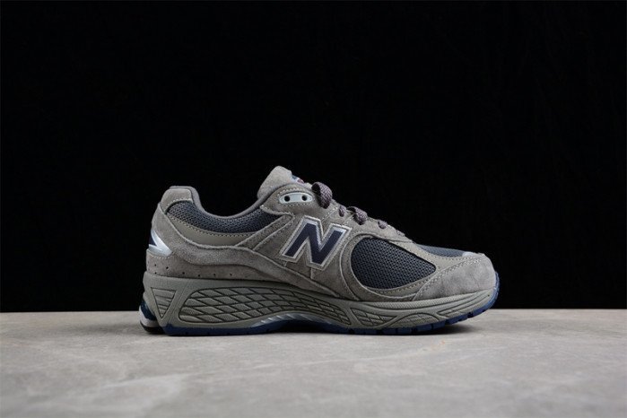 New Balance 2002R Gore-Tex ?Castlerock? M2002RXC - Image 4