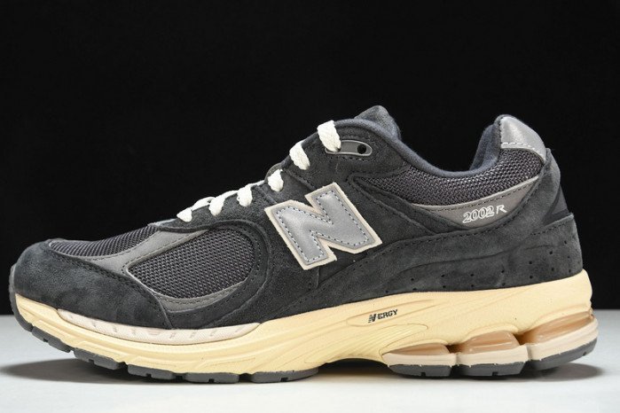 NEW BALANCE Q26 New Balance M2002RHO