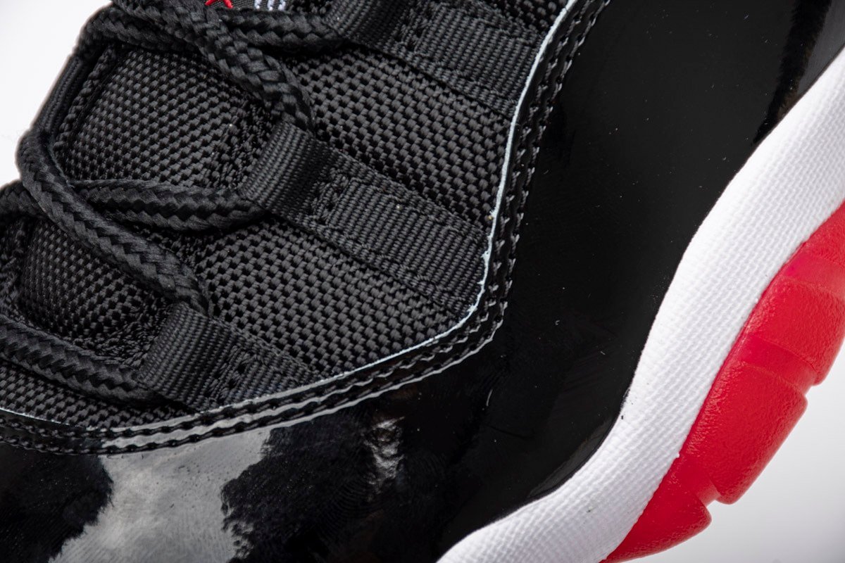 Air Jordan 11 Retro Playoffs Bred - Image 6