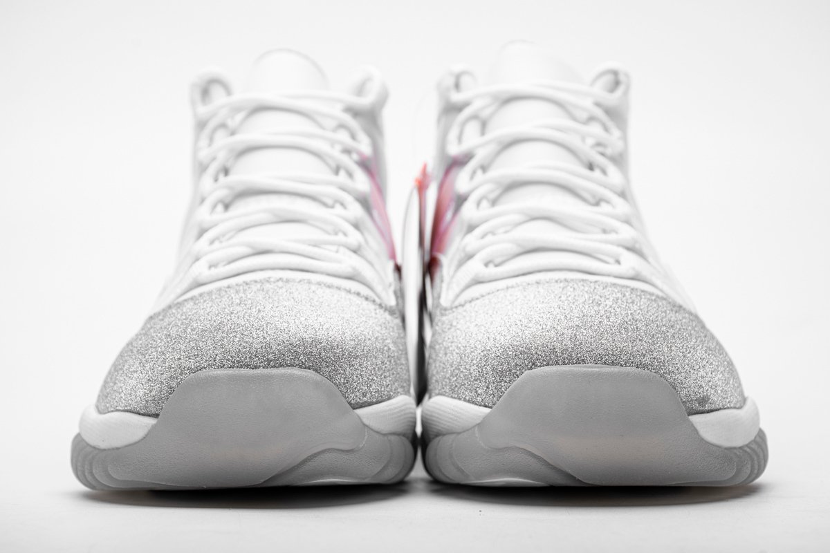 Air Jordan 11 Retro White Metallic Silver - Image 2