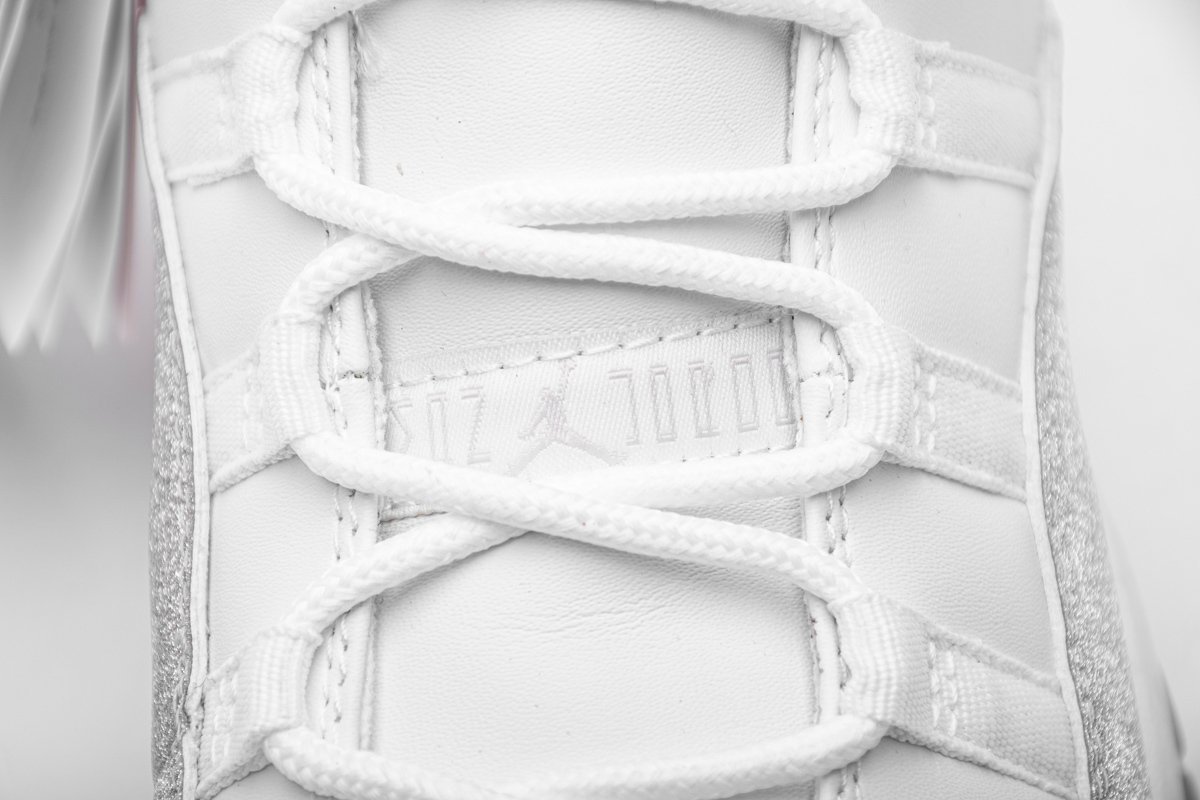 Air Jordan 11 Retro White Metallic Silver - Image 6