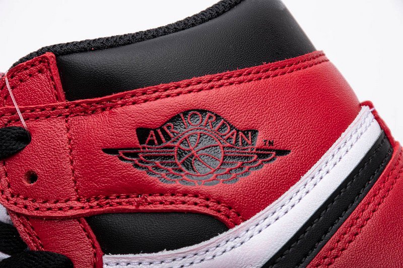 Air Jordan 1 High OG Chicago - Image 8