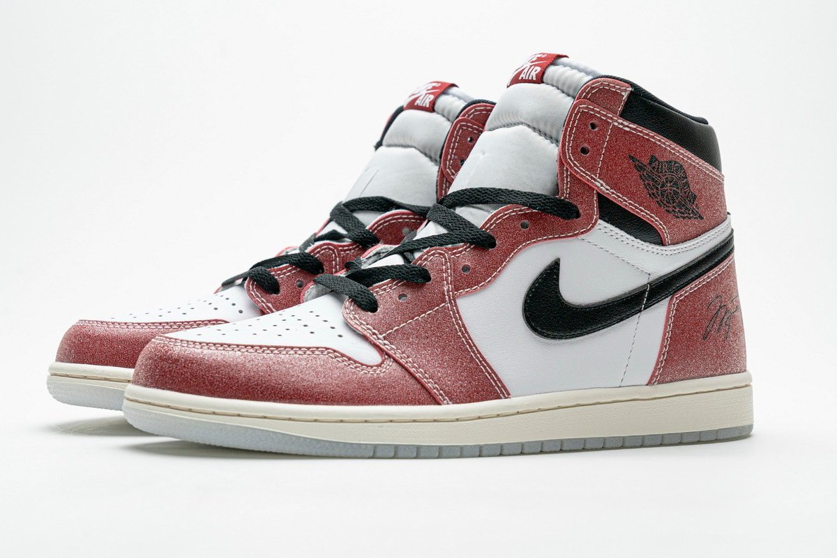Air Jordan 1 Retro High OG Trophy Room - Image 2