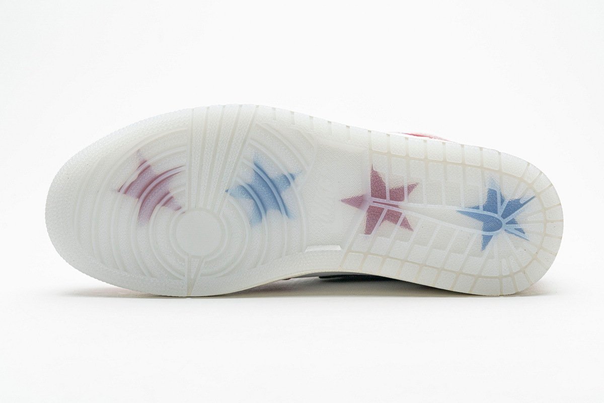 Air Jordan 1 Retro High OG Trophy Room - Image 6