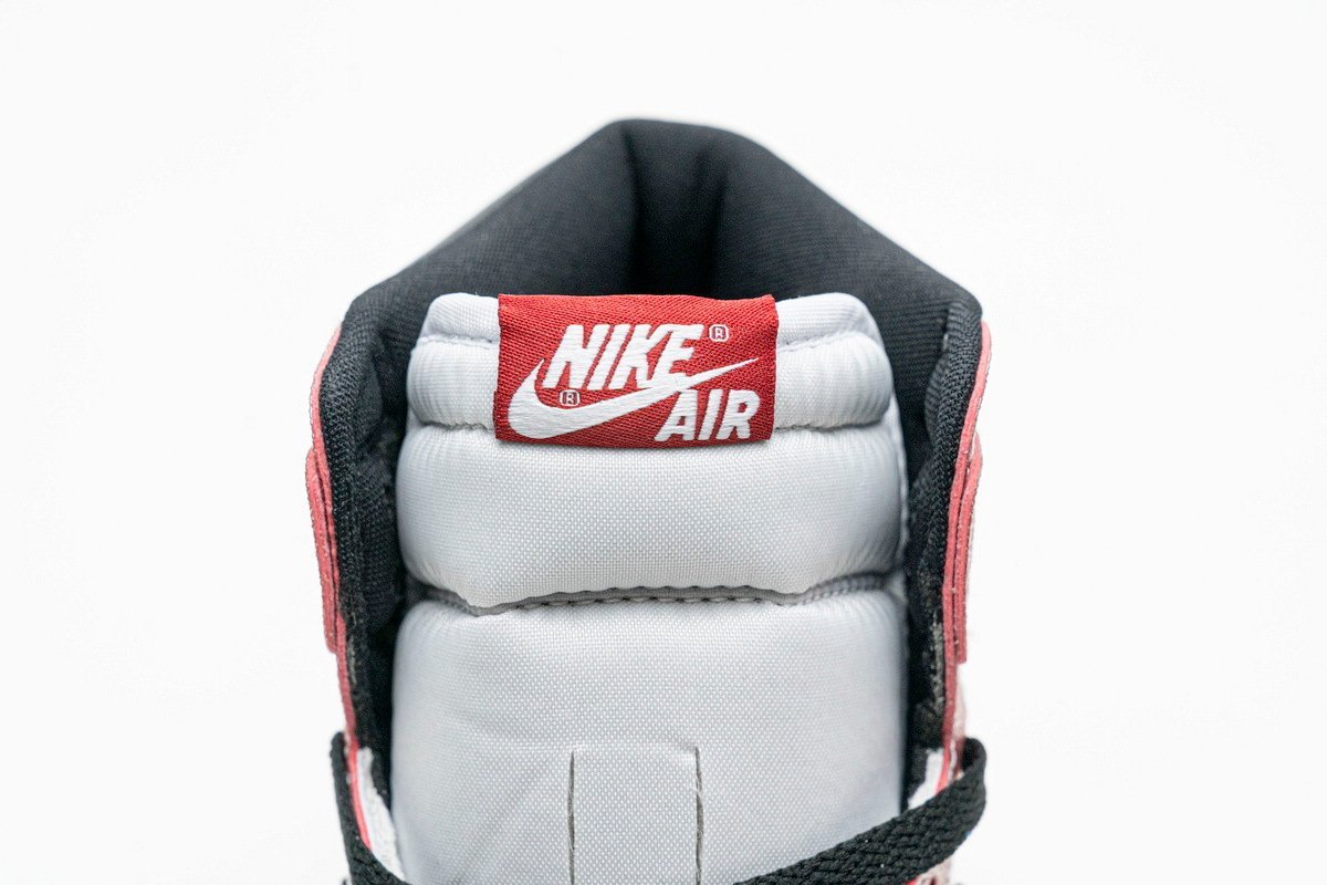 Air Jordan 1 Retro High OG Trophy Room - Image 7