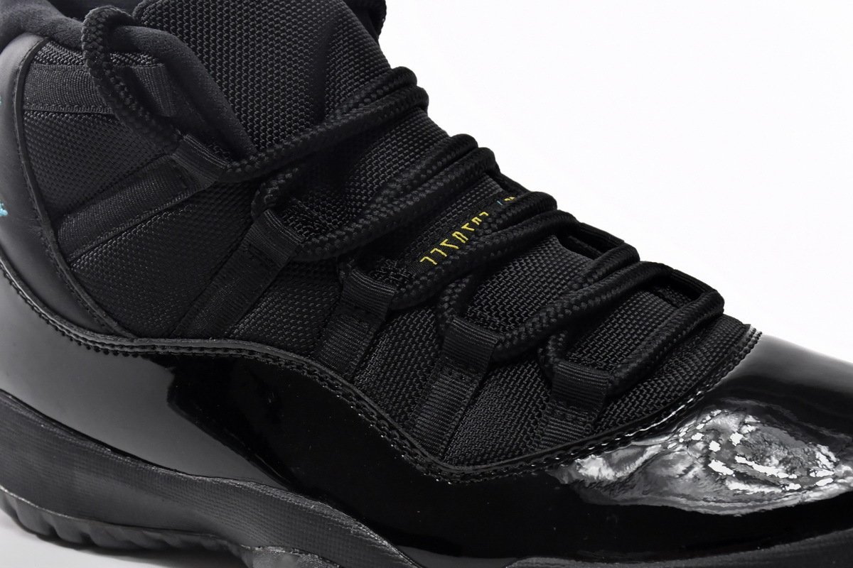 Air Jordan 11 Retro Gamma Blue - Image 9