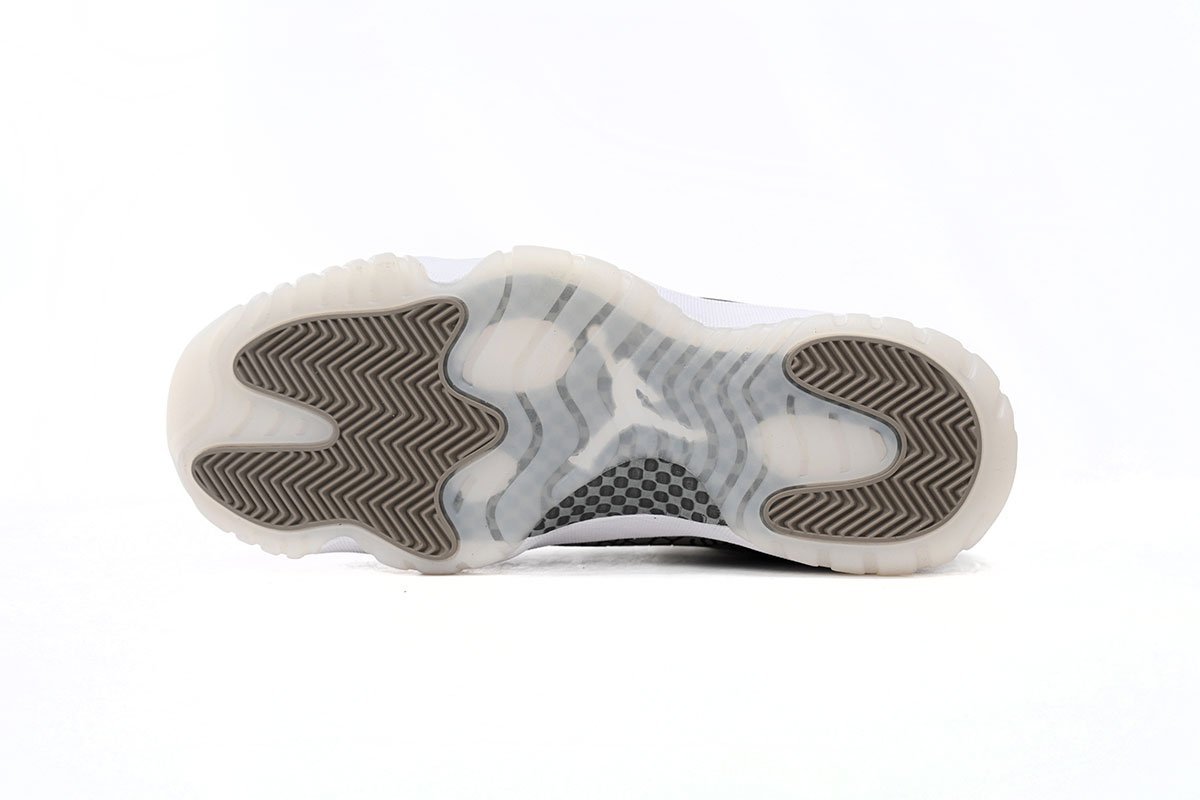 Air Jordan 11 Retro Low Cement Grey - Image 9