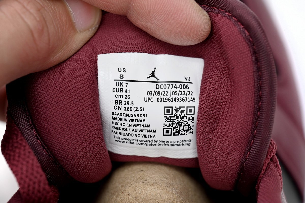 Air Jordan 1 Low Black Dark Beetroot - Image 6