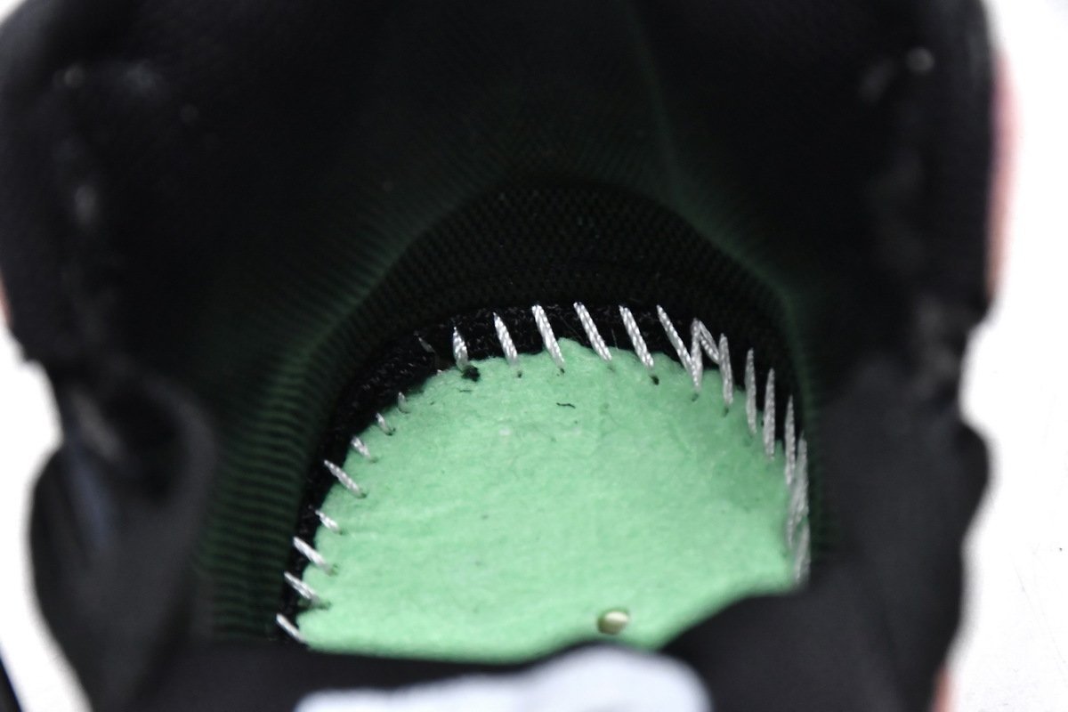 Air Jordan 1 Mid PS Crimson Tint?kids? - Image 3