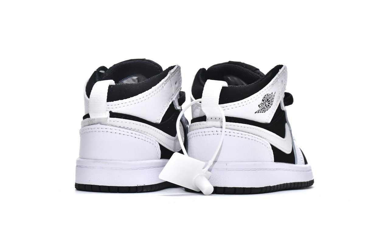 Air Jordan 1 Mid PS Tuxedo?Kids? - Image 14