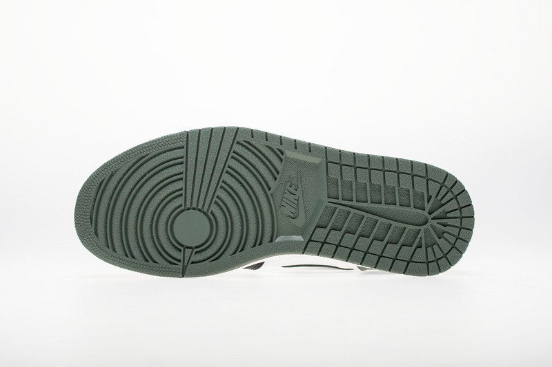 Air Jordan 1 Retro High Clay Green - Image 4