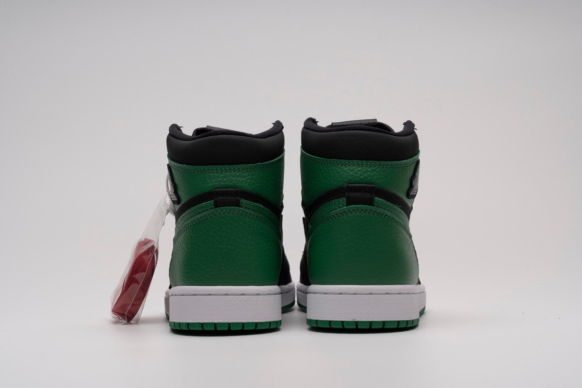 Air Jordan 1 Retro High OG Pine Green - Image 3