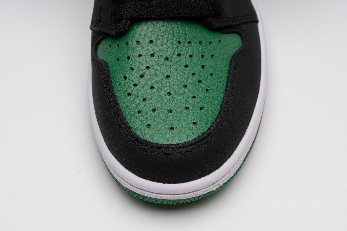 Air Jordan 1 Retro High OG Pine Green - Image 5