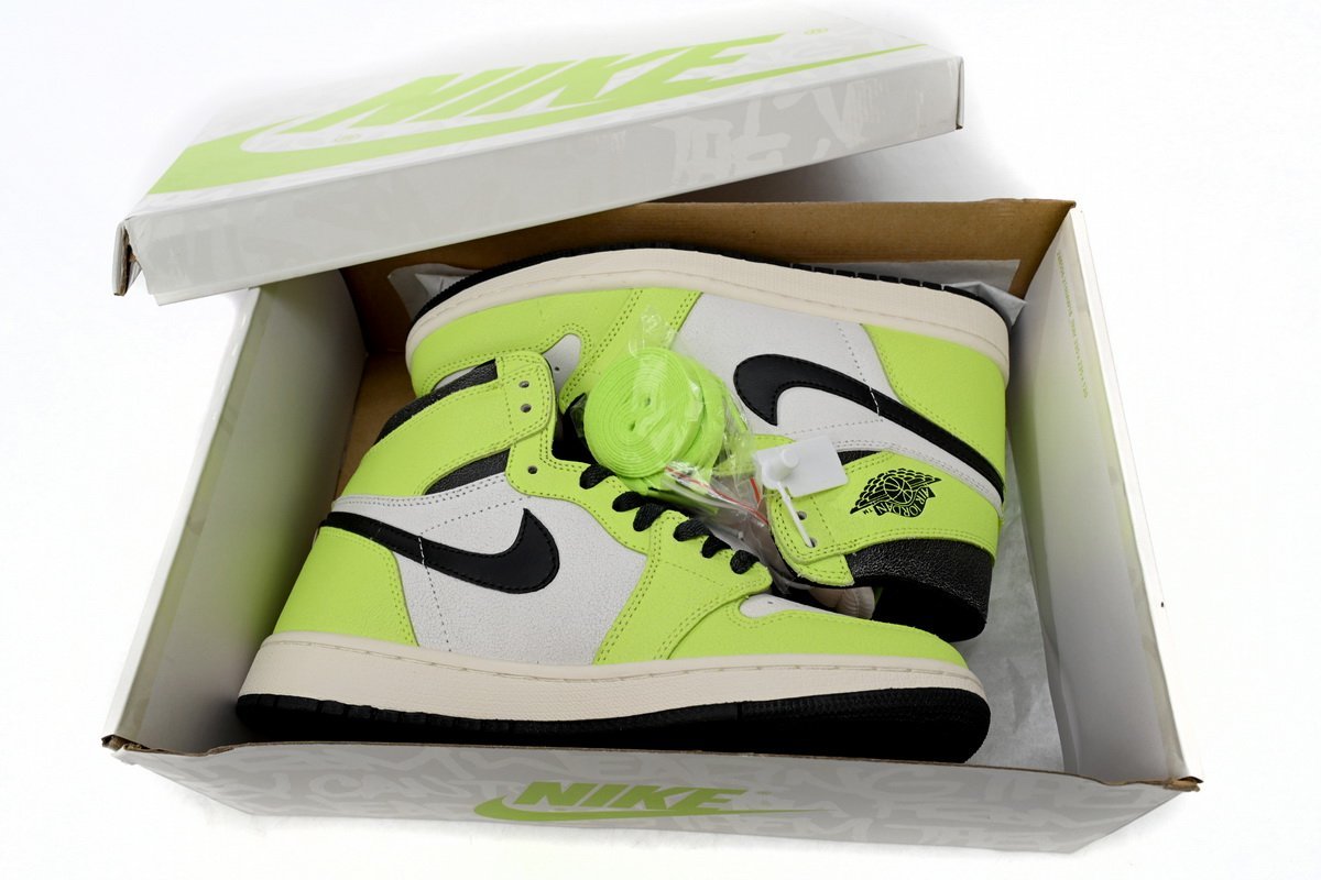Air Jordan 1 Retro High OG Visionaire - Image 8