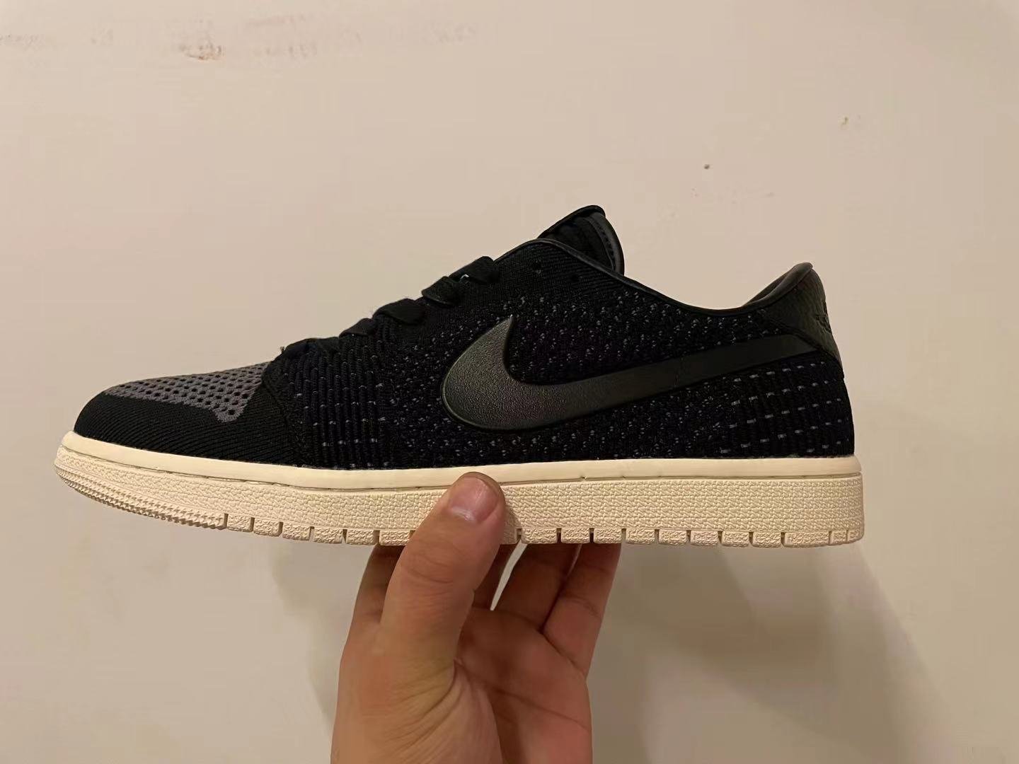 Air Jordan 1 Retro Low Flyknit Black Guava Ice?