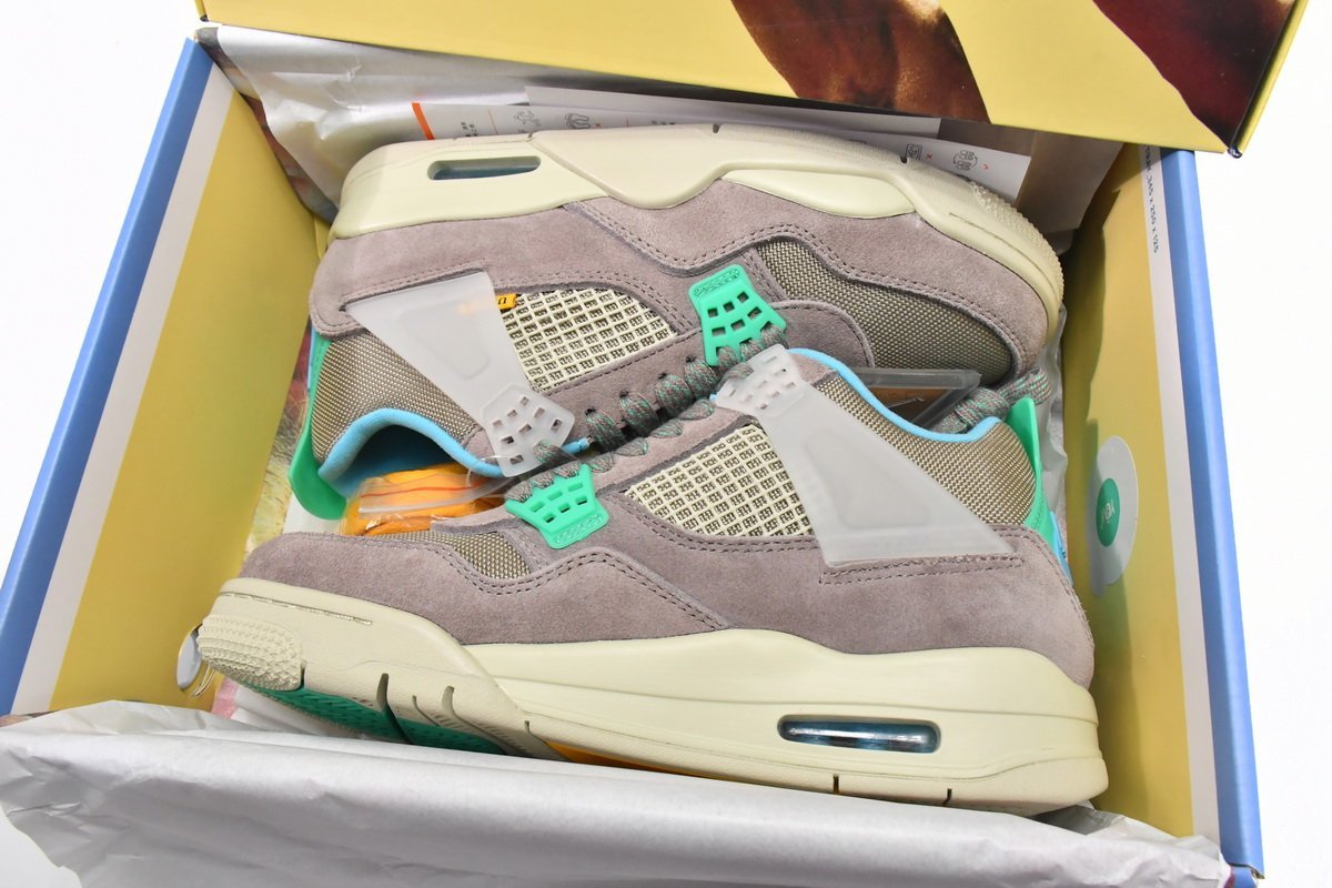 Air Jordan 4 Retro SP 30th Anniversary Union Taupe Haze? - Image 14