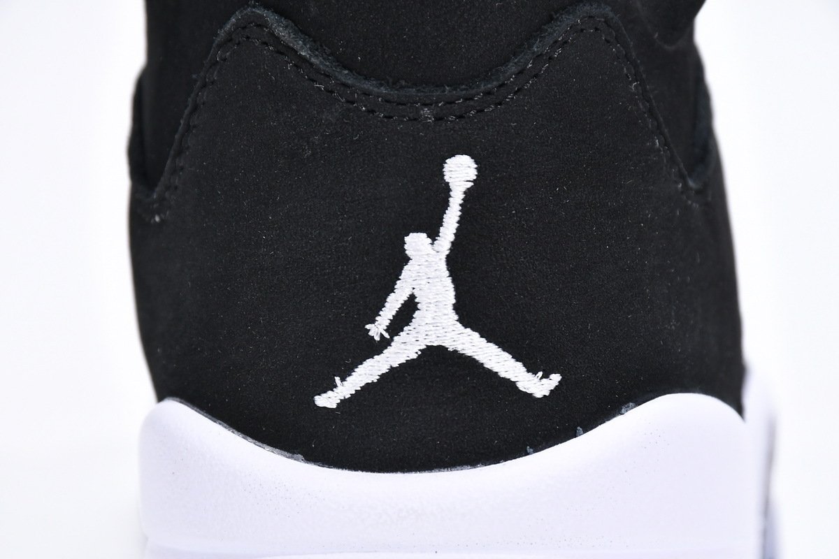 Jordan 5 Retro Moonlight (2021)? - Image 9