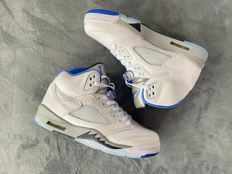Jordan 5 Retro White Stealth (2021) - Image 2