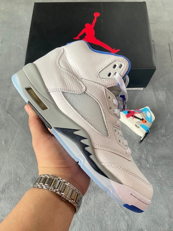 Jordan 5 Retro White Stealth (2021) - Image 9