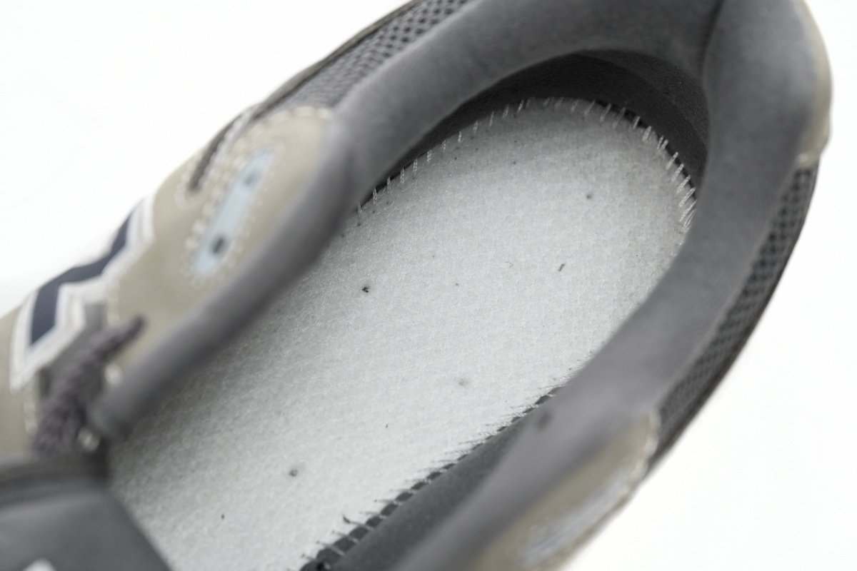 New Balance 2002R Golden Ash - Image 7