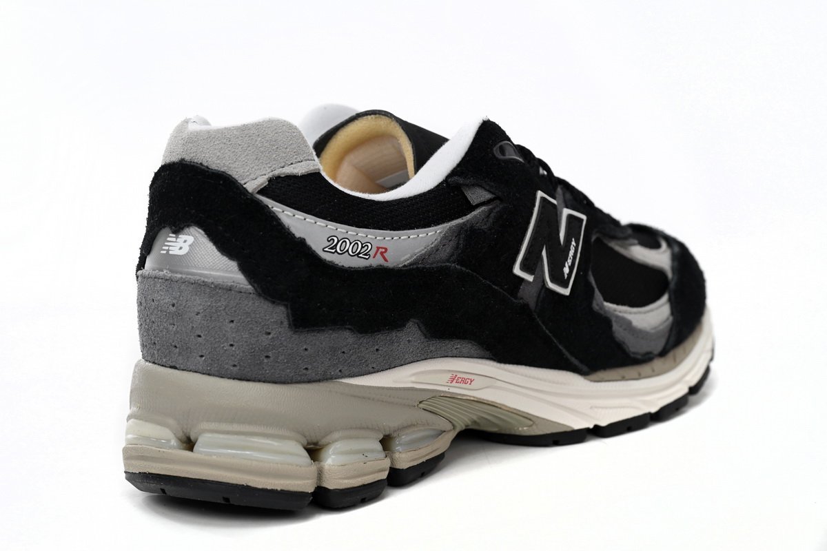 New Balance 2002R Protection Pack Black Grey - Image 3