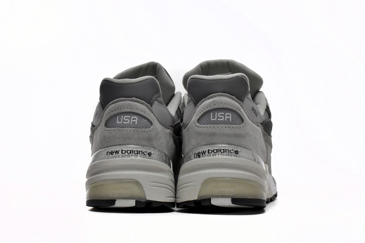 New Balance 992 Grey - Image 12