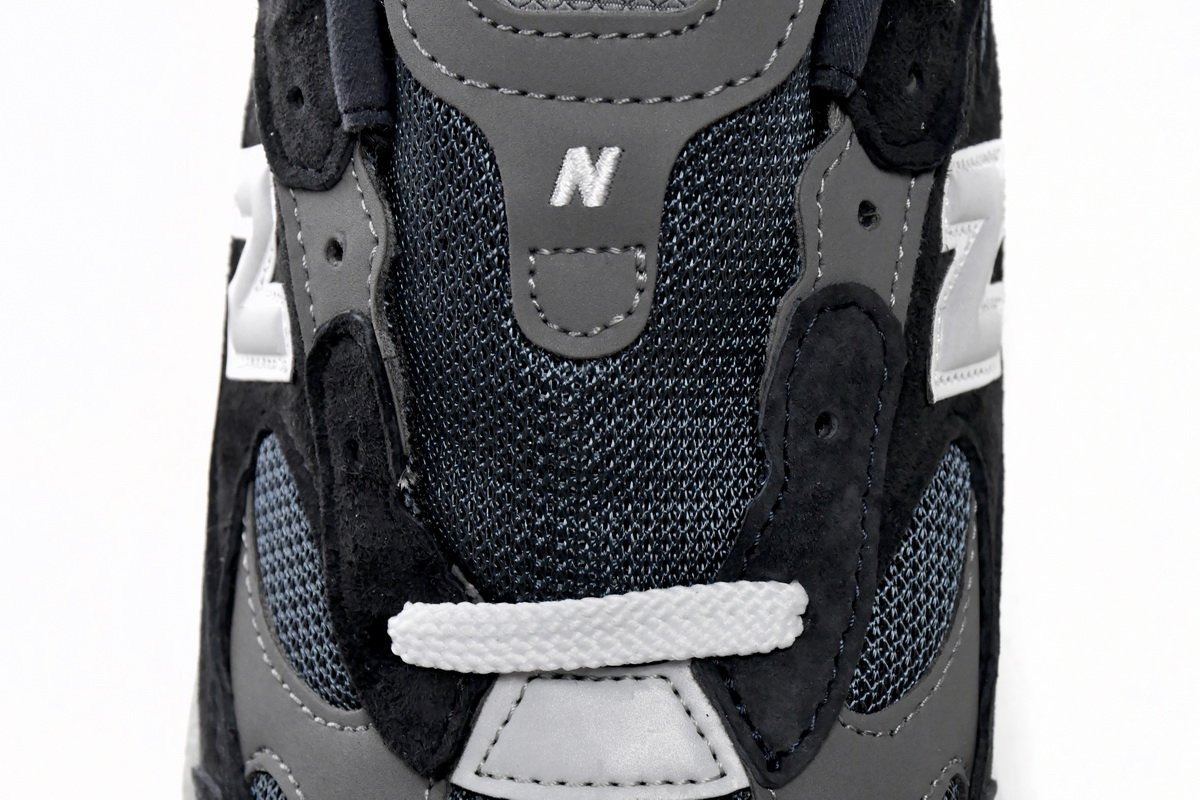 New Balance 992 Navy Grey - Image 4