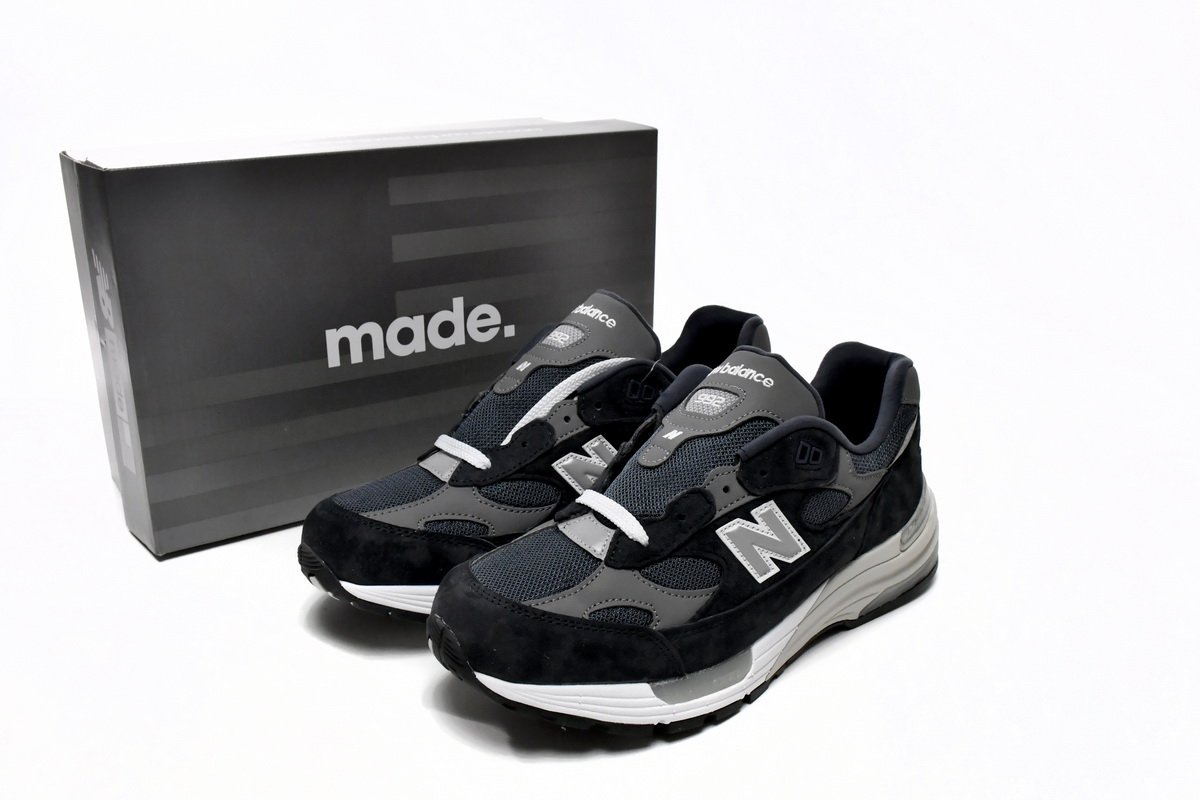 New Balance 992 Navy Grey - Image 15