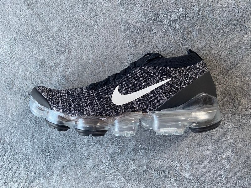 Nike Air VaporMax Flyknit 3 Oreo