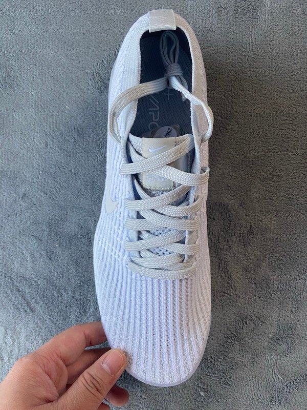 Nike Air VaporMax Flyknit 3 White Pure Platinum - Image 3