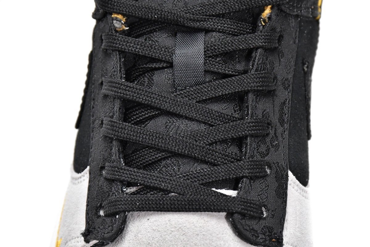 Nike Dunk Low Year of the Tiger (2022) - Image 10