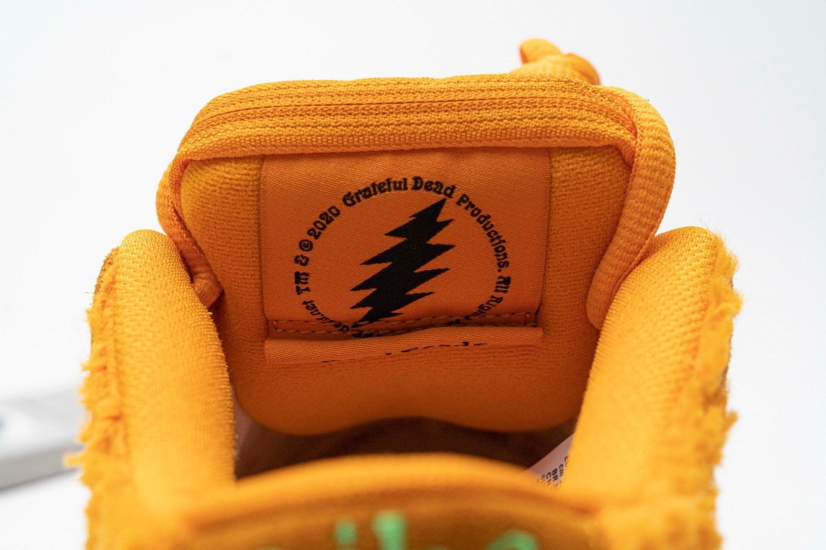Nike SB Dunk Low Grateful Dead Orange Bear - Image 8