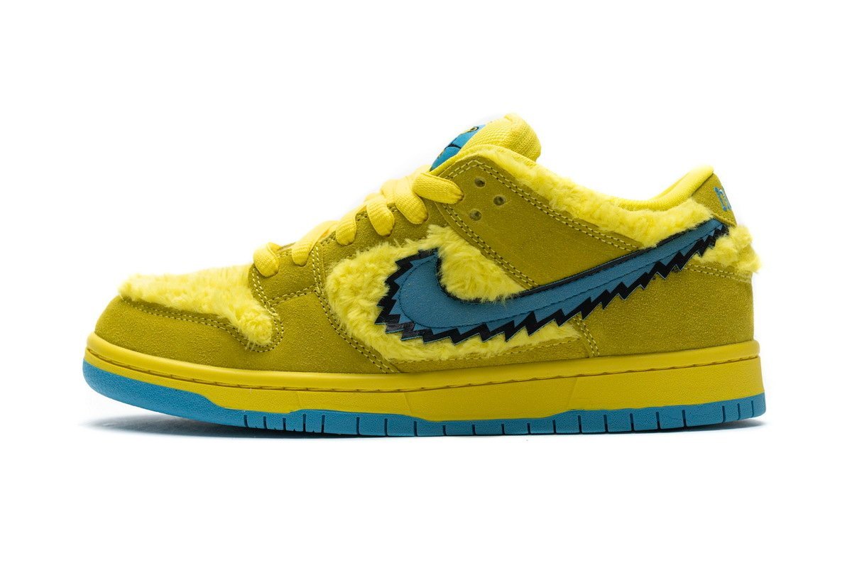 Nike SB Dunk Low Grateful Dead Yellow Bear